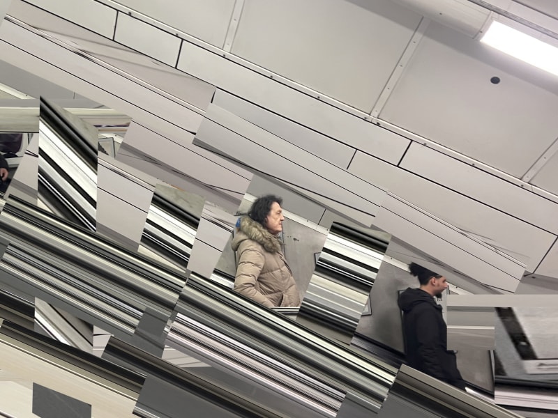 Pixelation of the working escalator
