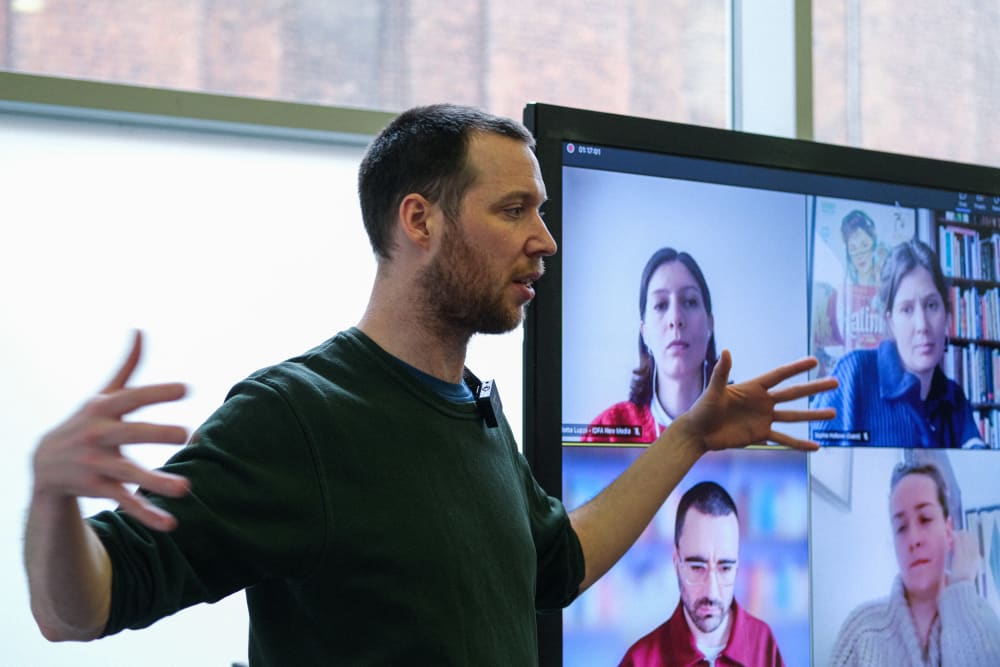 Image of Samir Veen presenting