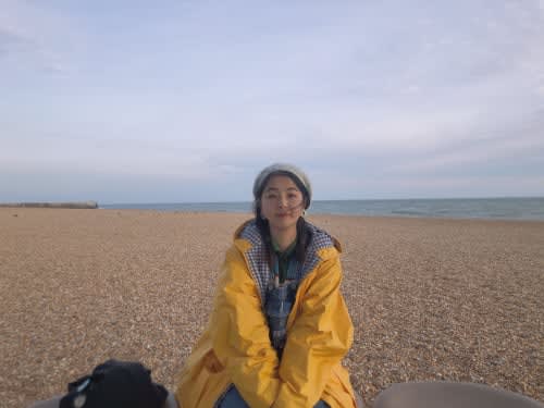 photo of Sijie Li at a beach