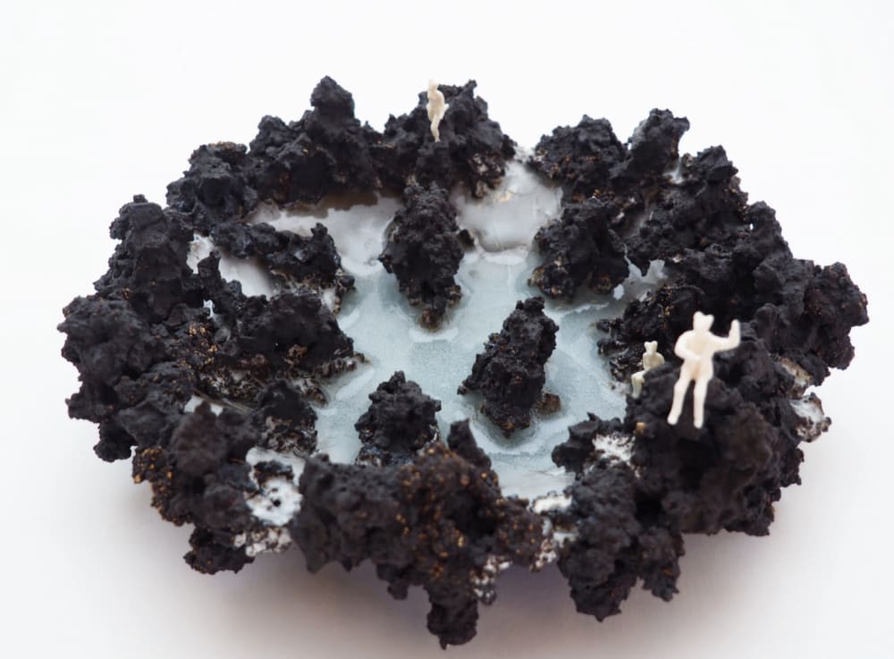 Ceramic piece inspired by the coral reef and natural elements