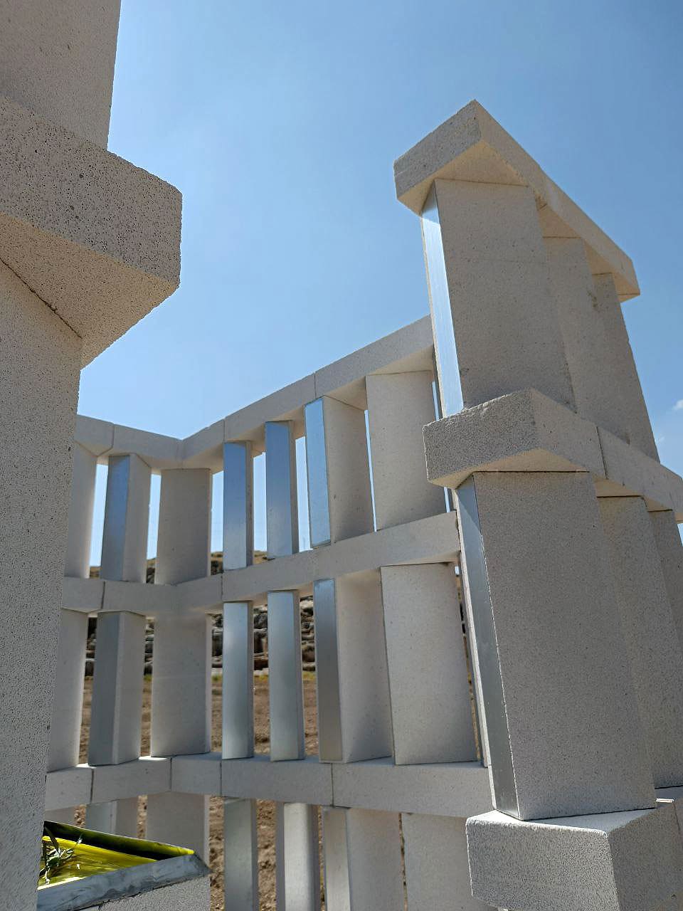 Internal photo from the sculpture. 