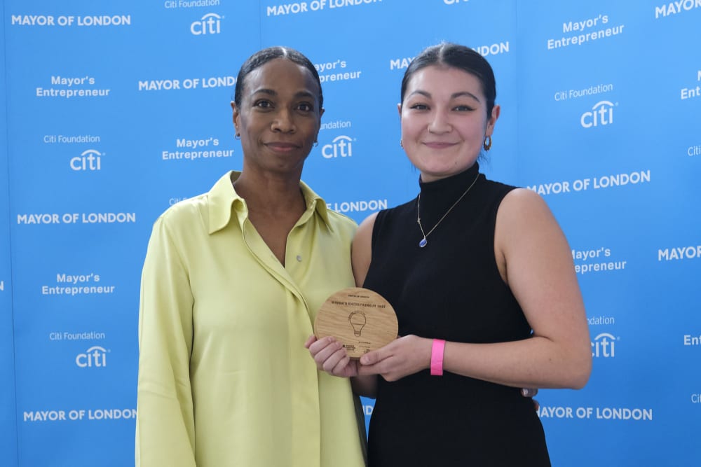 Cassie receiving her award at the Mayor’s Entrepreneur Awards 2022