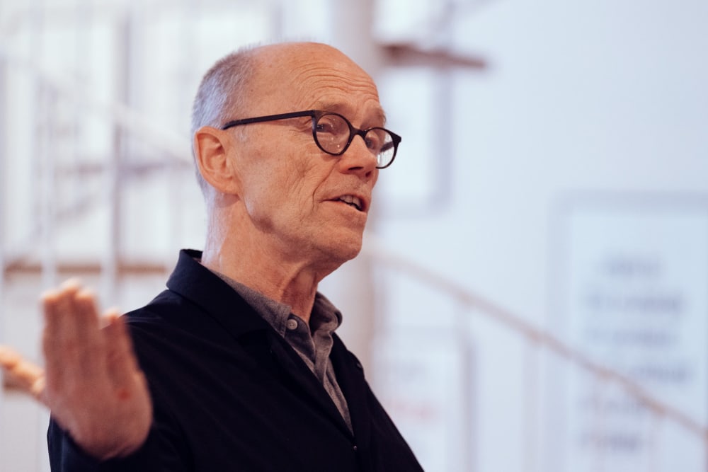 Erik Spiekermann talking to guests