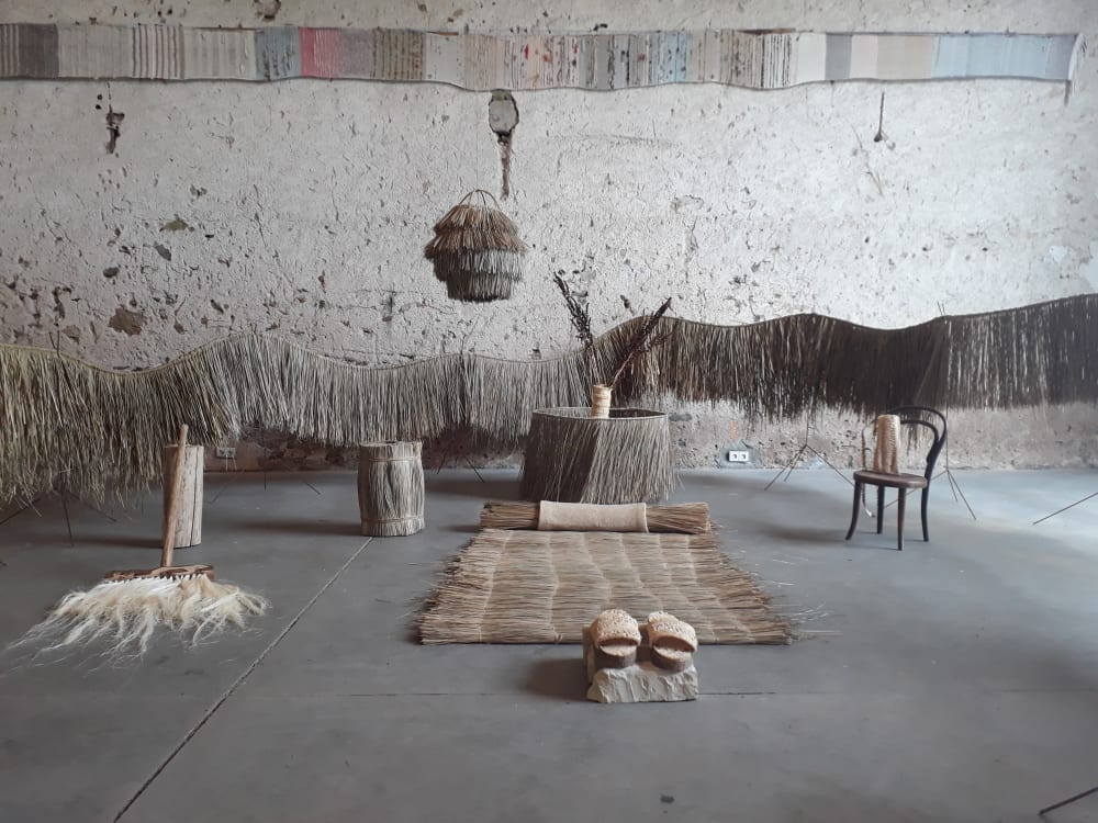 workds installed like an exhibition showcase