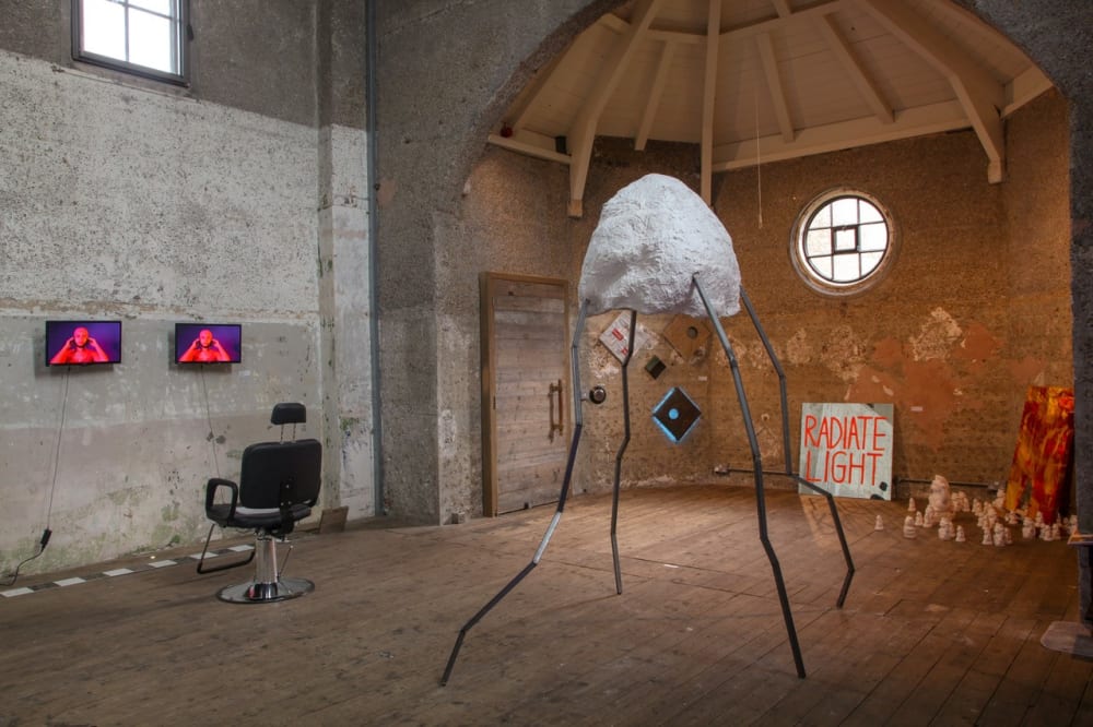 Gallery Installation of a hair dressers set up