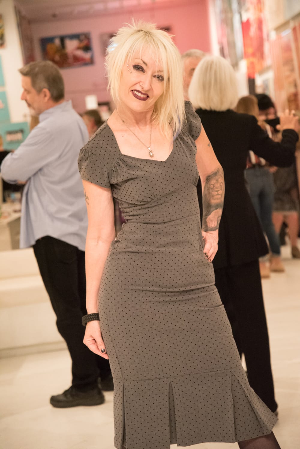 Portrait photo of a woman