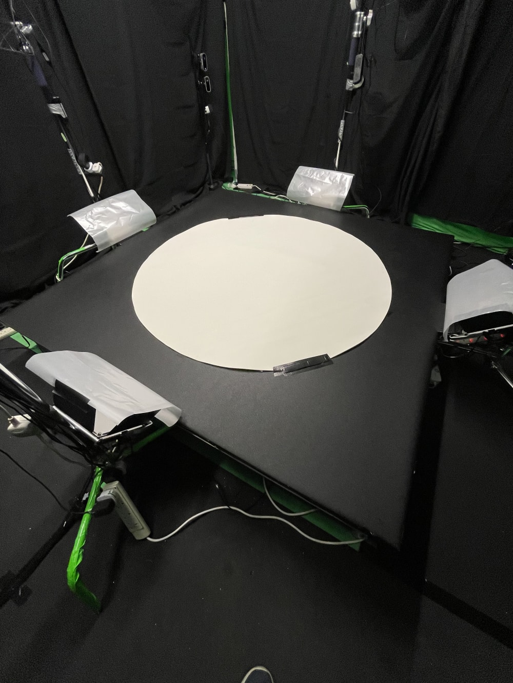 a machine used to capture augmented reality images