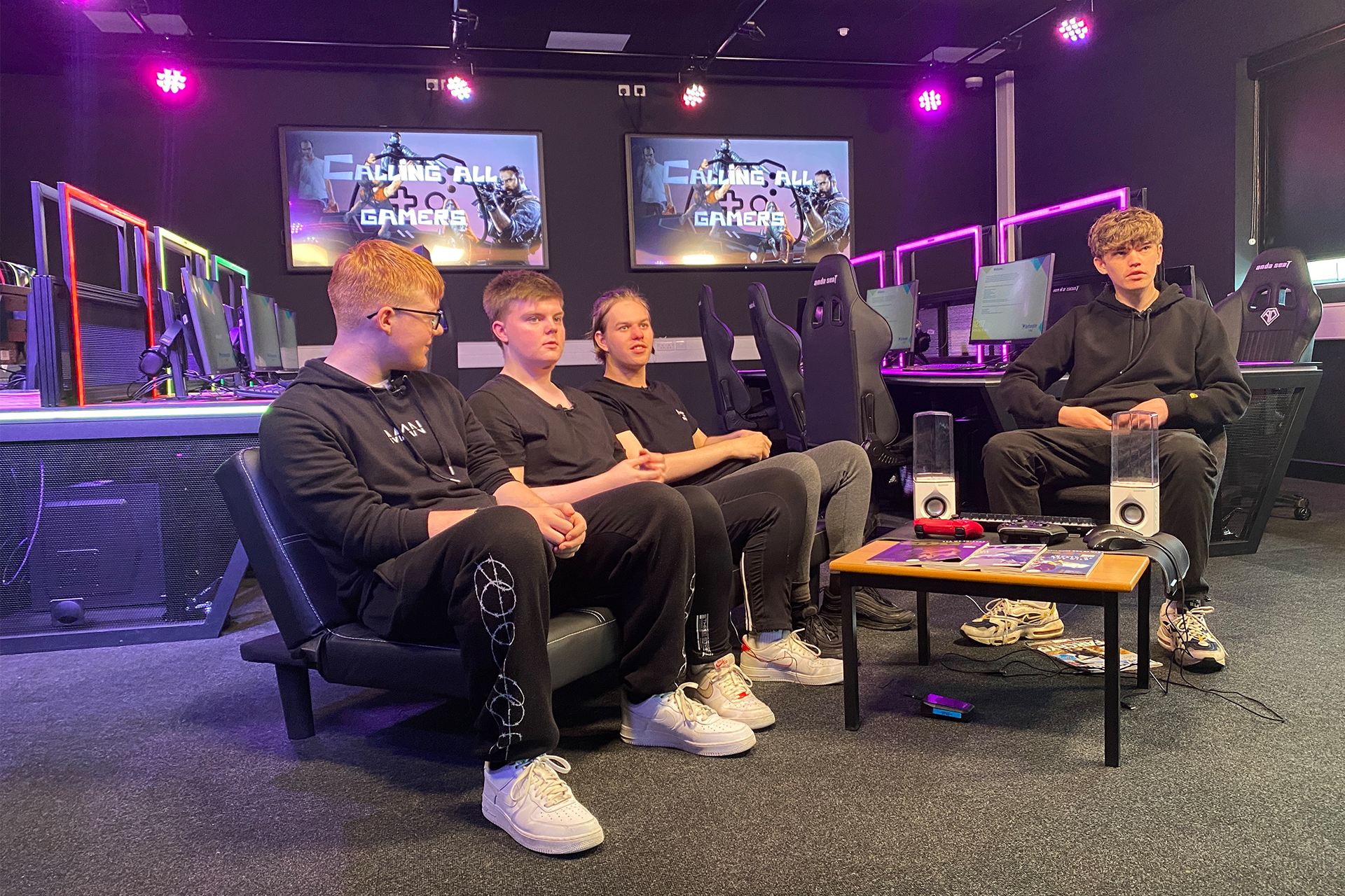 4 students sat down in esports studio