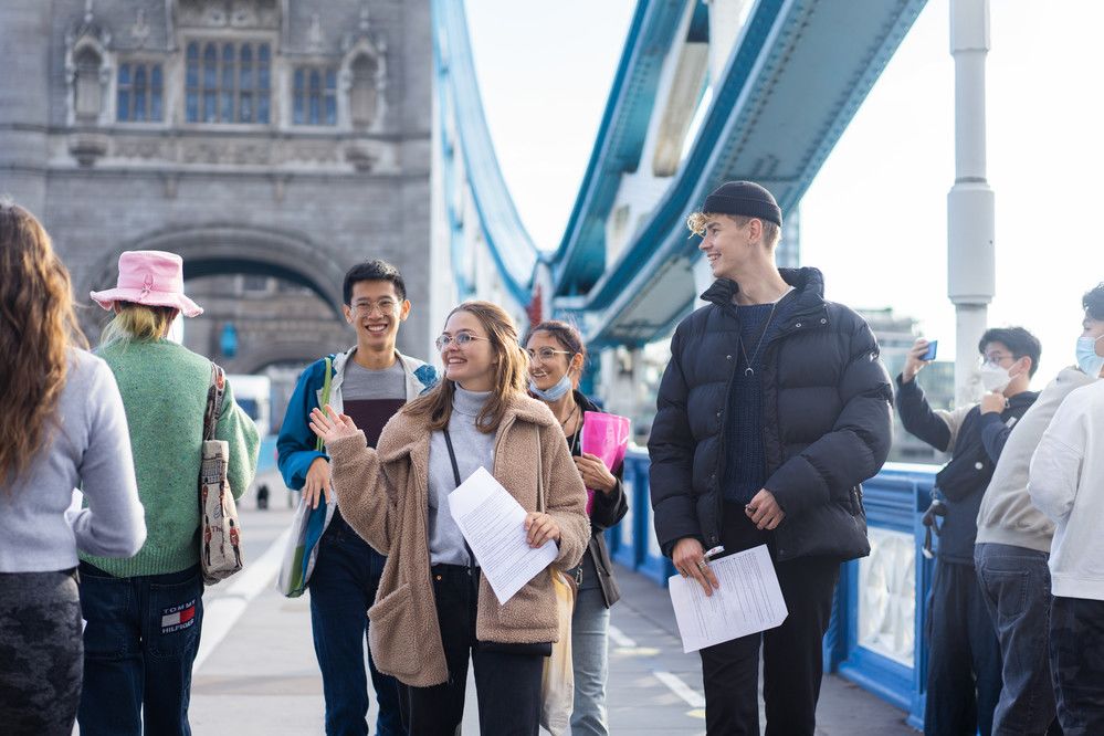 UAL Study Abroad students London Treasure Hunt, © Jieying Shao