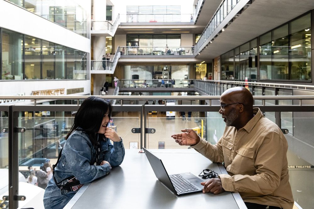Tutor speaking with Student, Central Saint Martins.