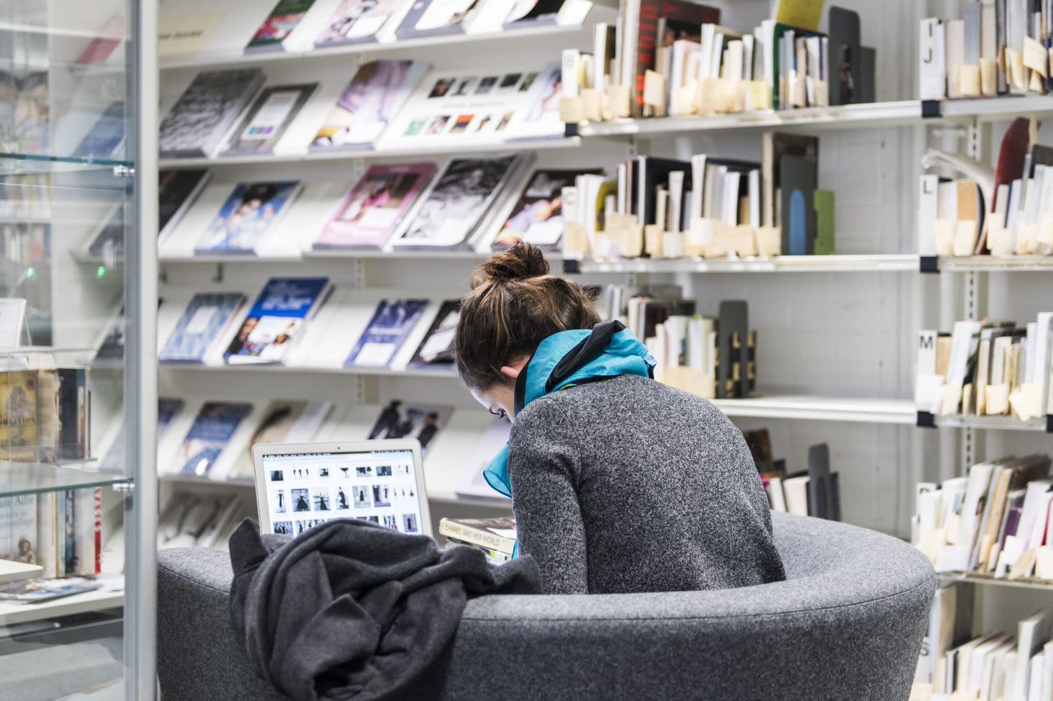 Student studying at London College of Communication Library