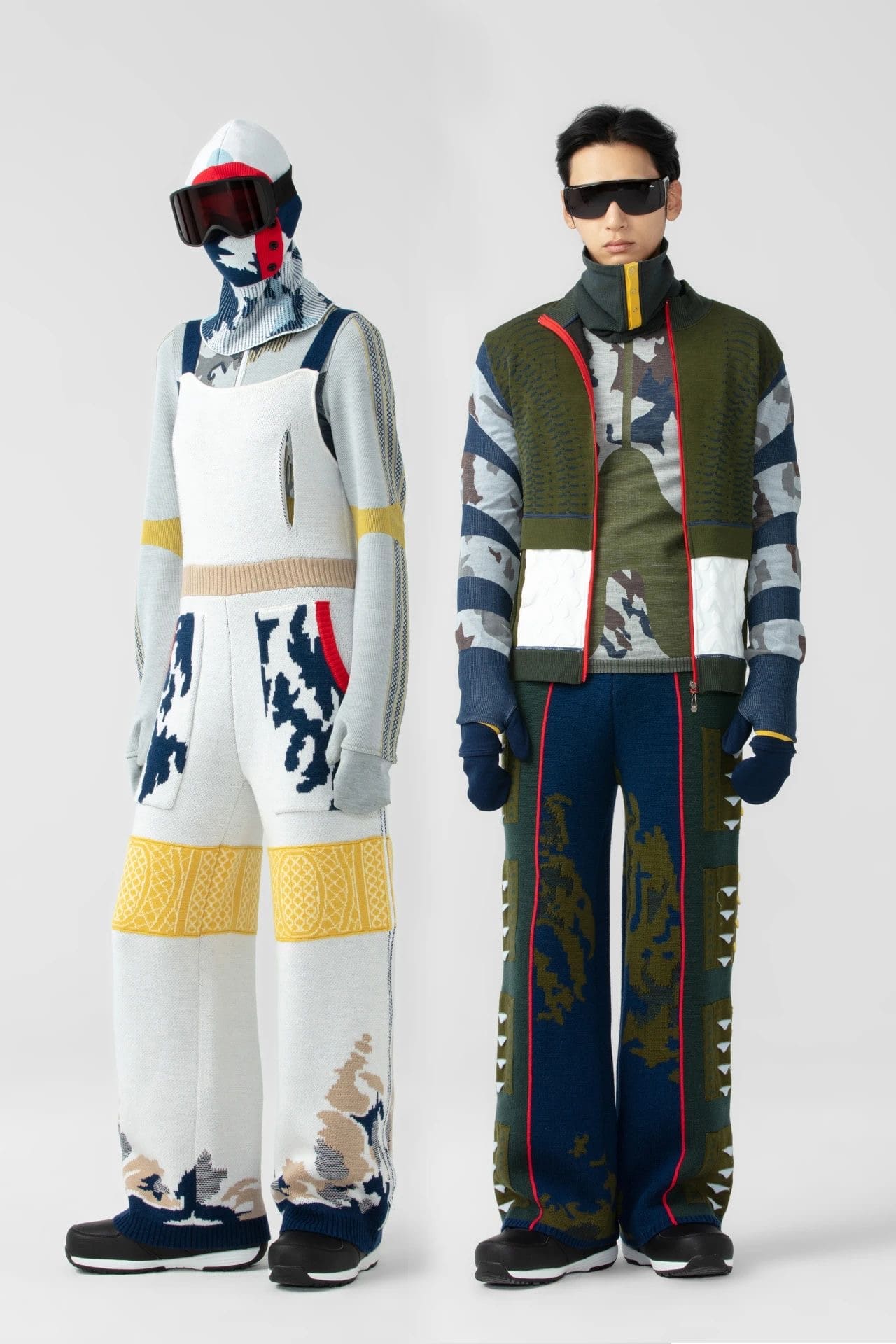 Two models wearing skiwear garments.