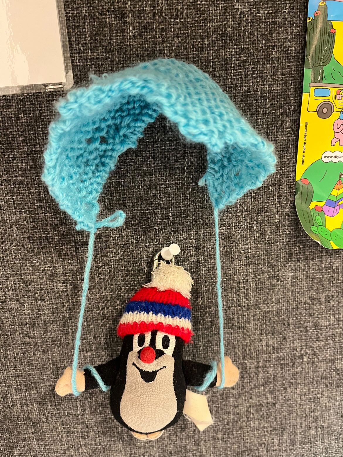 knitted parachute for toy