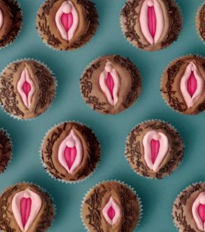 vagina cupcakes