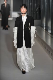 Lingni Zhang MA19 Womenswear 