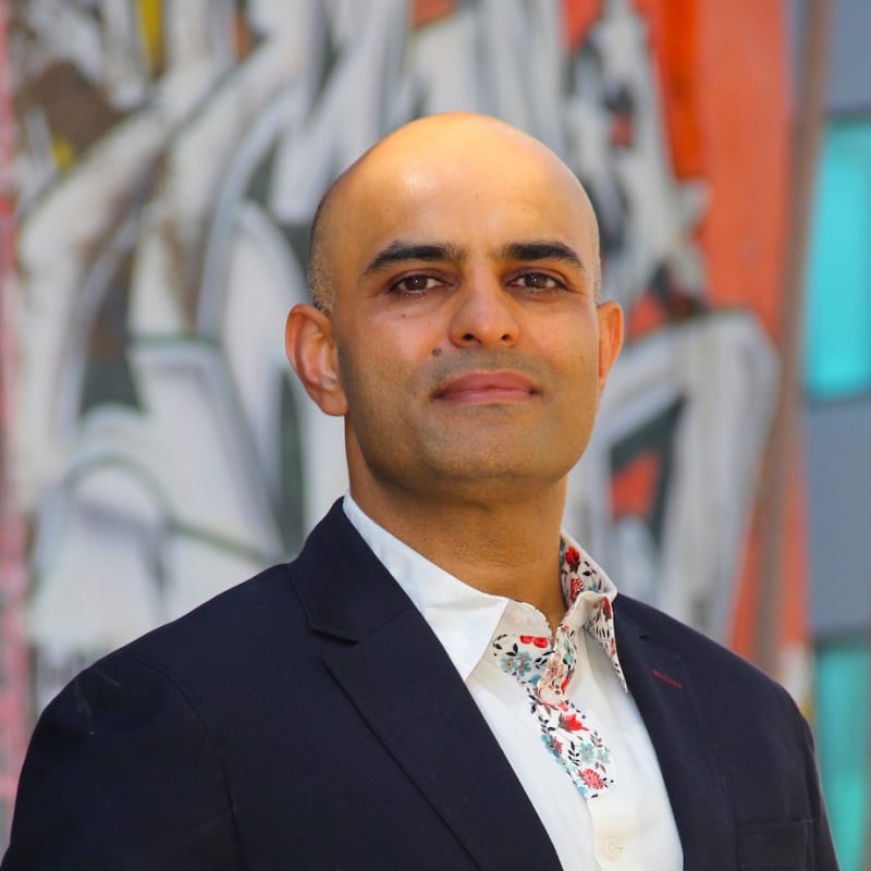 Sanjeev  Davidson