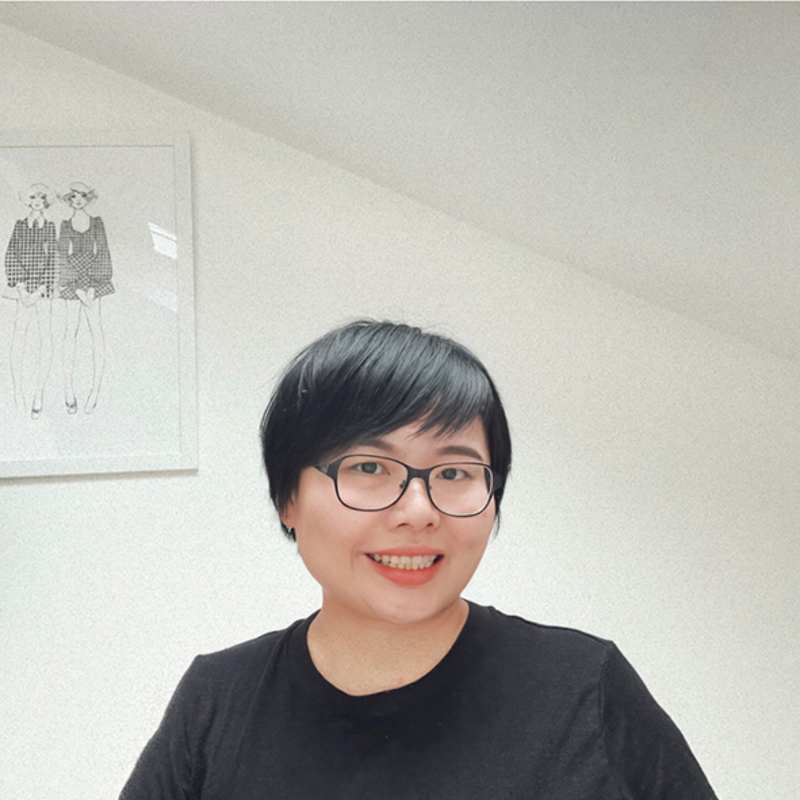 Eve  Lin