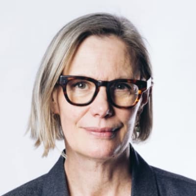 Amanda  Jenkins