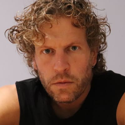 Adam  Stanovic