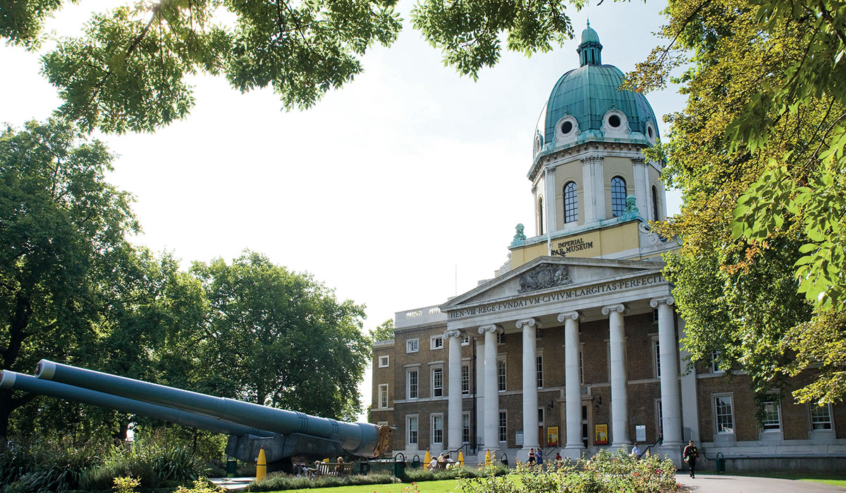 Image depicts the front entrance to the Imperial War Museum in Elephant and Castle.