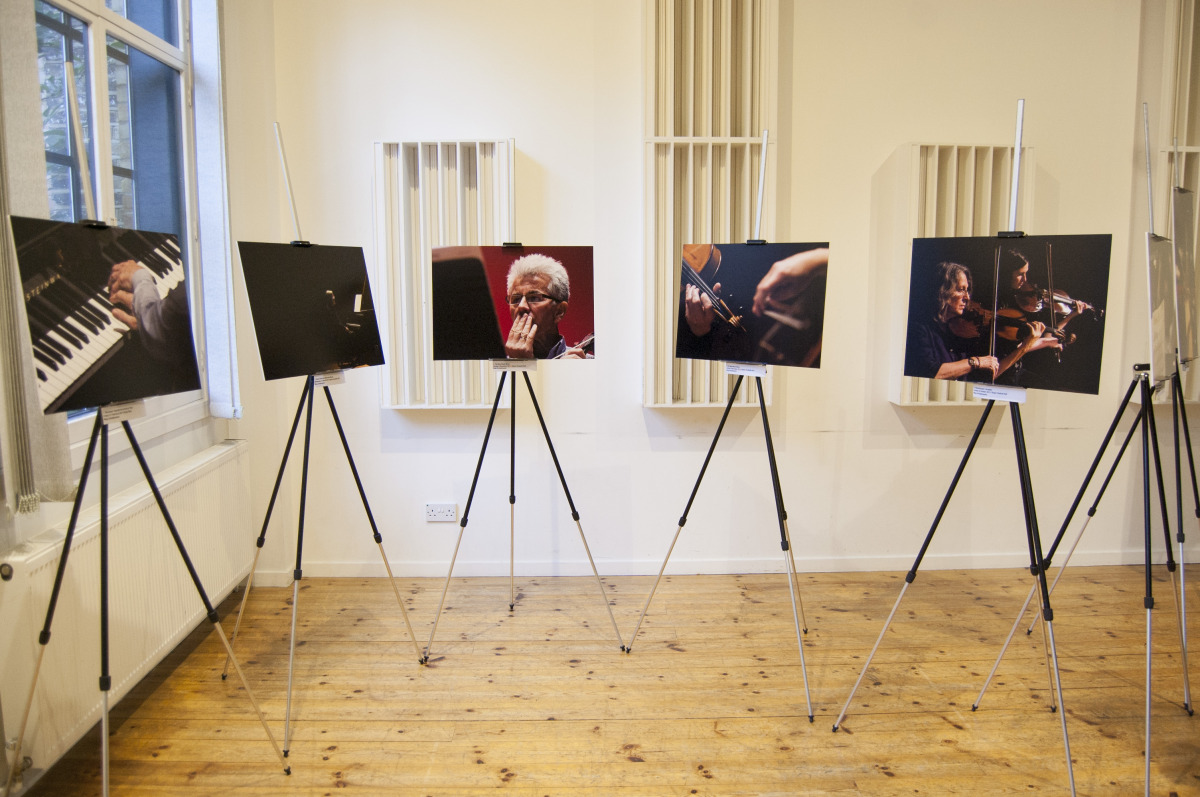 through-the-lense-exhibition023