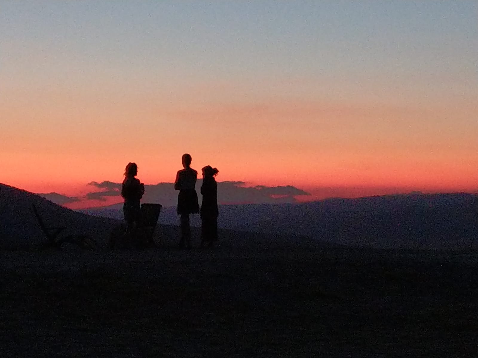 sunset with two people sillouetted