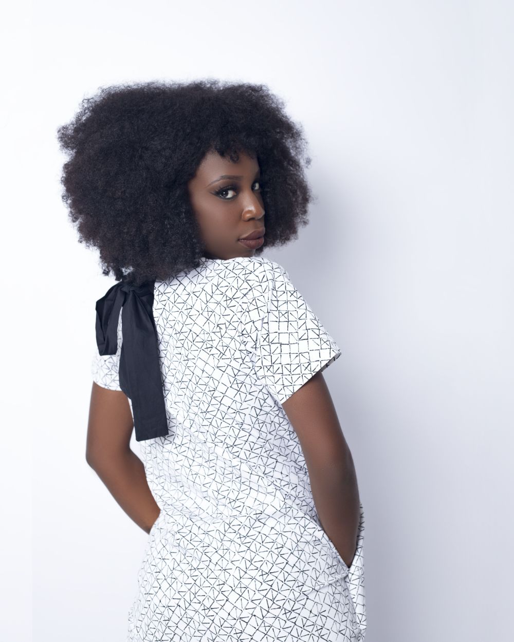 model wearing bolupe's design looking over her shoulder
