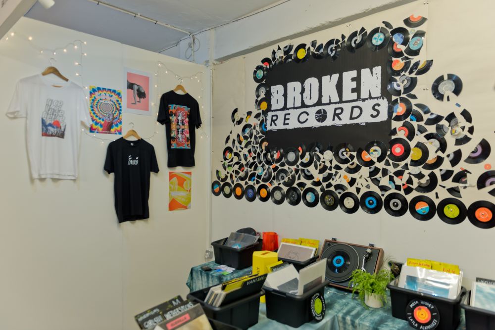 LCC stand