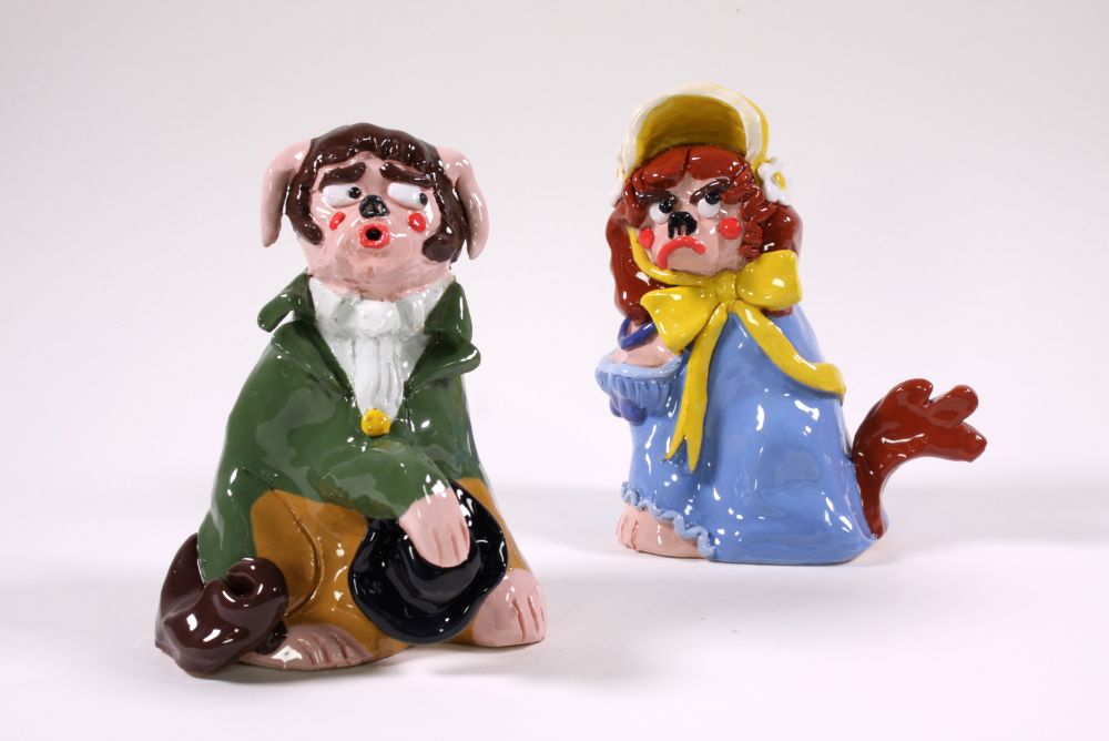 Pair of ceramic dogs 