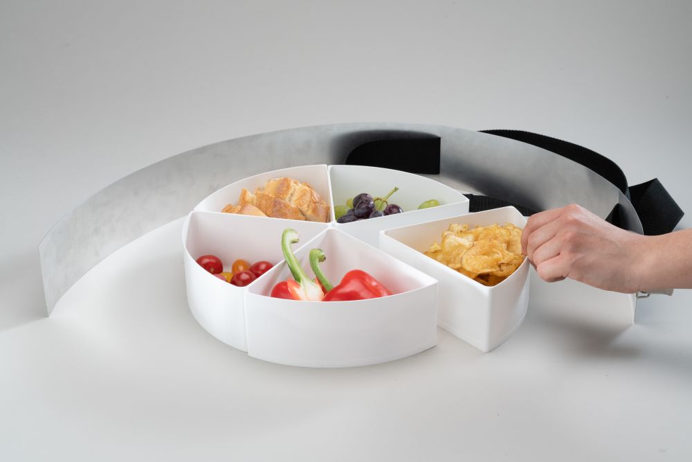 Sharing lunch box with five compartments